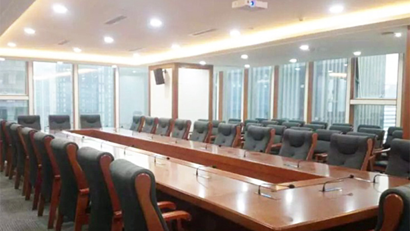 廣州某樓盤營(yíng)銷中心會(huì)議室采用了爵士龍民用音響會(huì)議音響系統(tǒng)